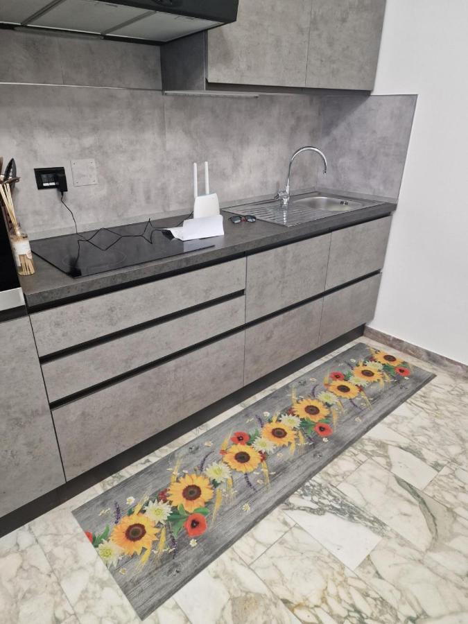 In Pieno Centro Storico Antico Quadrilatero Appartement Bologna Buitenkant foto