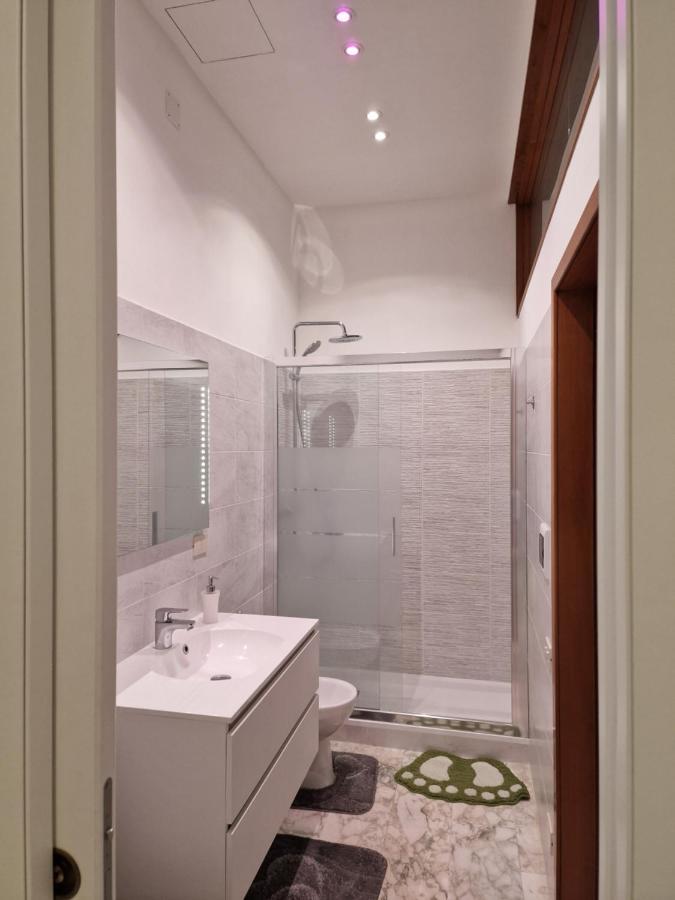 In Pieno Centro Storico Antico Quadrilatero Appartement Bologna Buitenkant foto