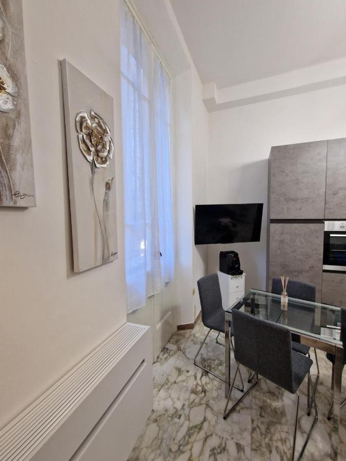 In Pieno Centro Storico Antico Quadrilatero Appartement Bologna Buitenkant foto
