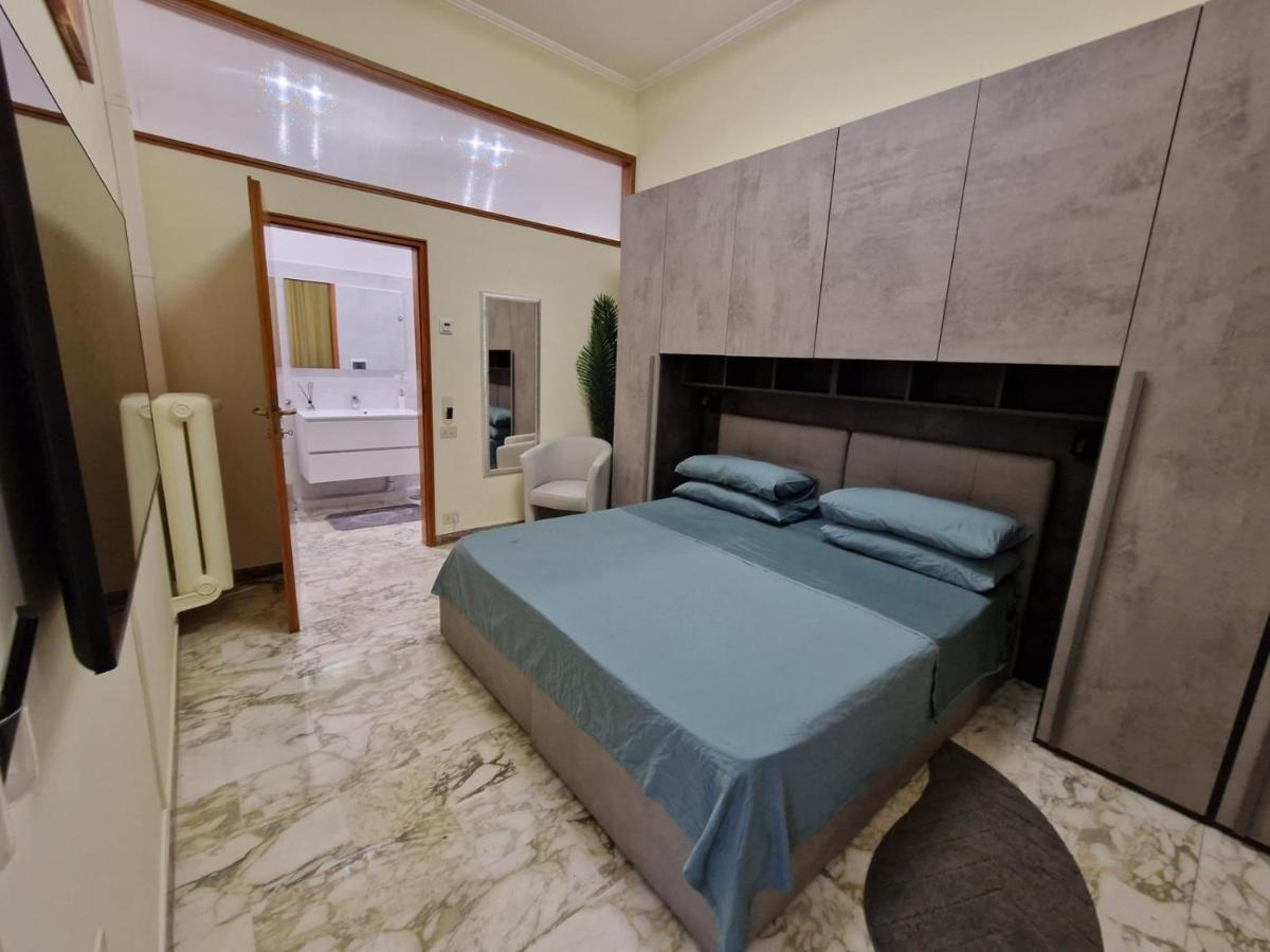 In Pieno Centro Storico Antico Quadrilatero Appartement Bologna Buitenkant foto